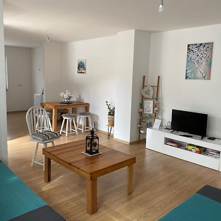 Mg Apartment Zepce Bagian luar foto